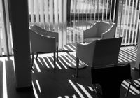 chairs-6626560_1280.jpg