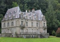 castle-6624100_1280.jpg