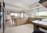 kitchen-8260356_1280.jpg