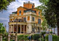 villa-3454616_1280.jpg