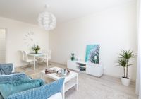living-room-8275327_1280.jpg