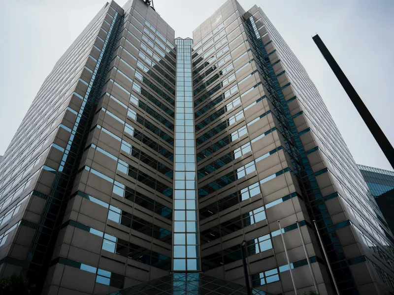 Modern skyscraper under bright daylight