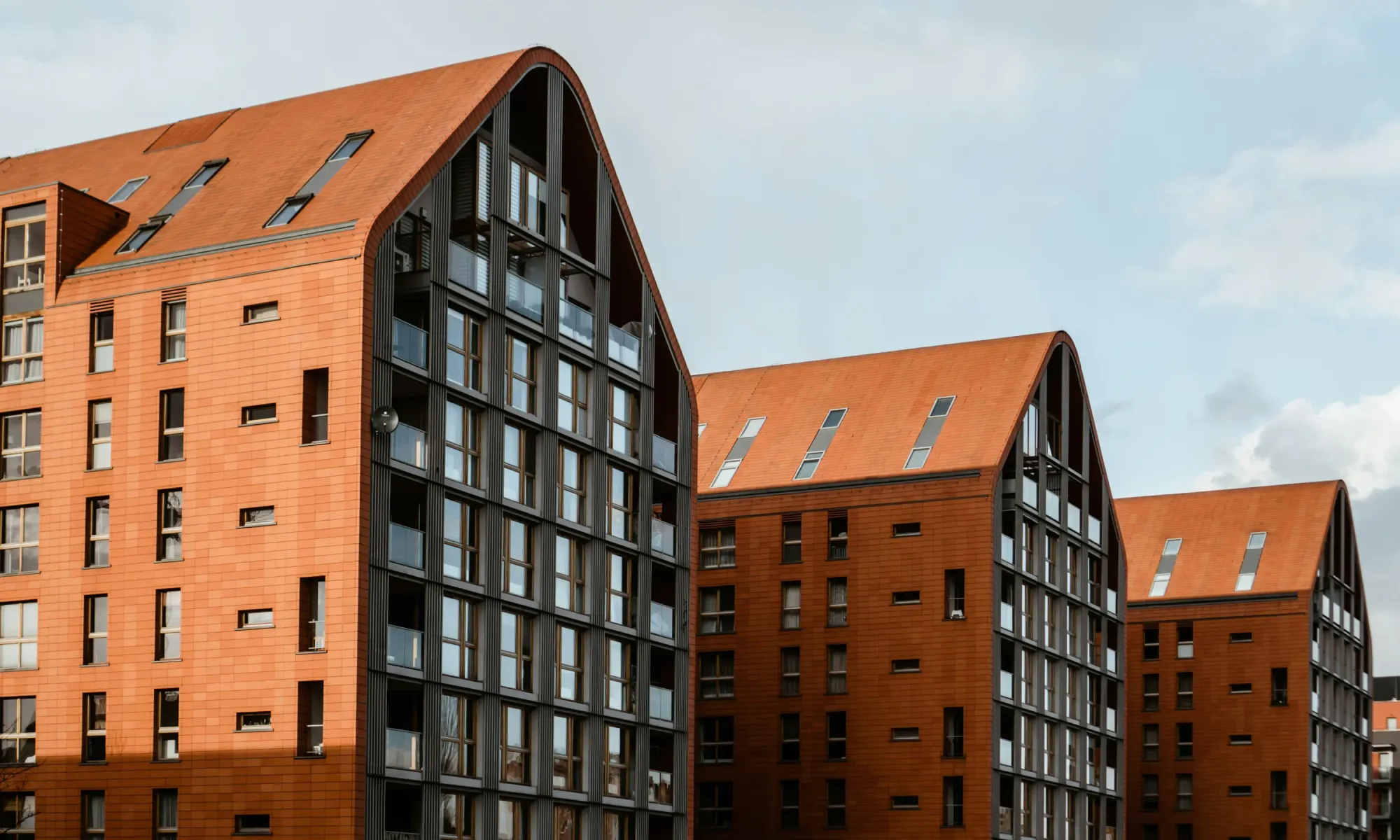 Tokenization in Poland 2026: legal records, MiCA timing, and what works in real life