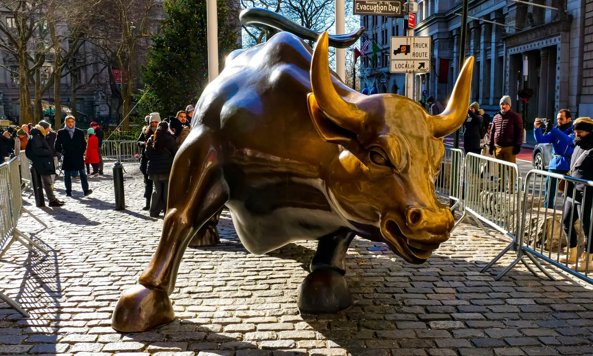 How Institutional Investors Are Entering the Tokenized Real Estate Space