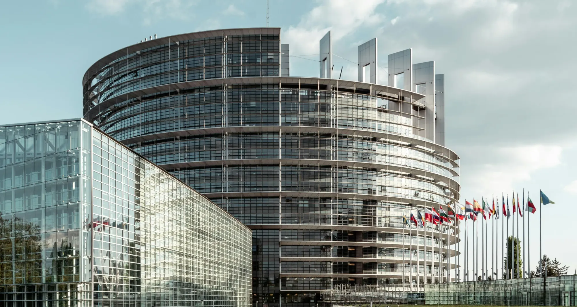 Real Estate Tokenization Regulation: A Country-by-Country Guide